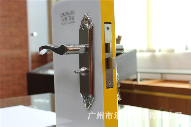 不銹鋼防盜門(mén)鎖
