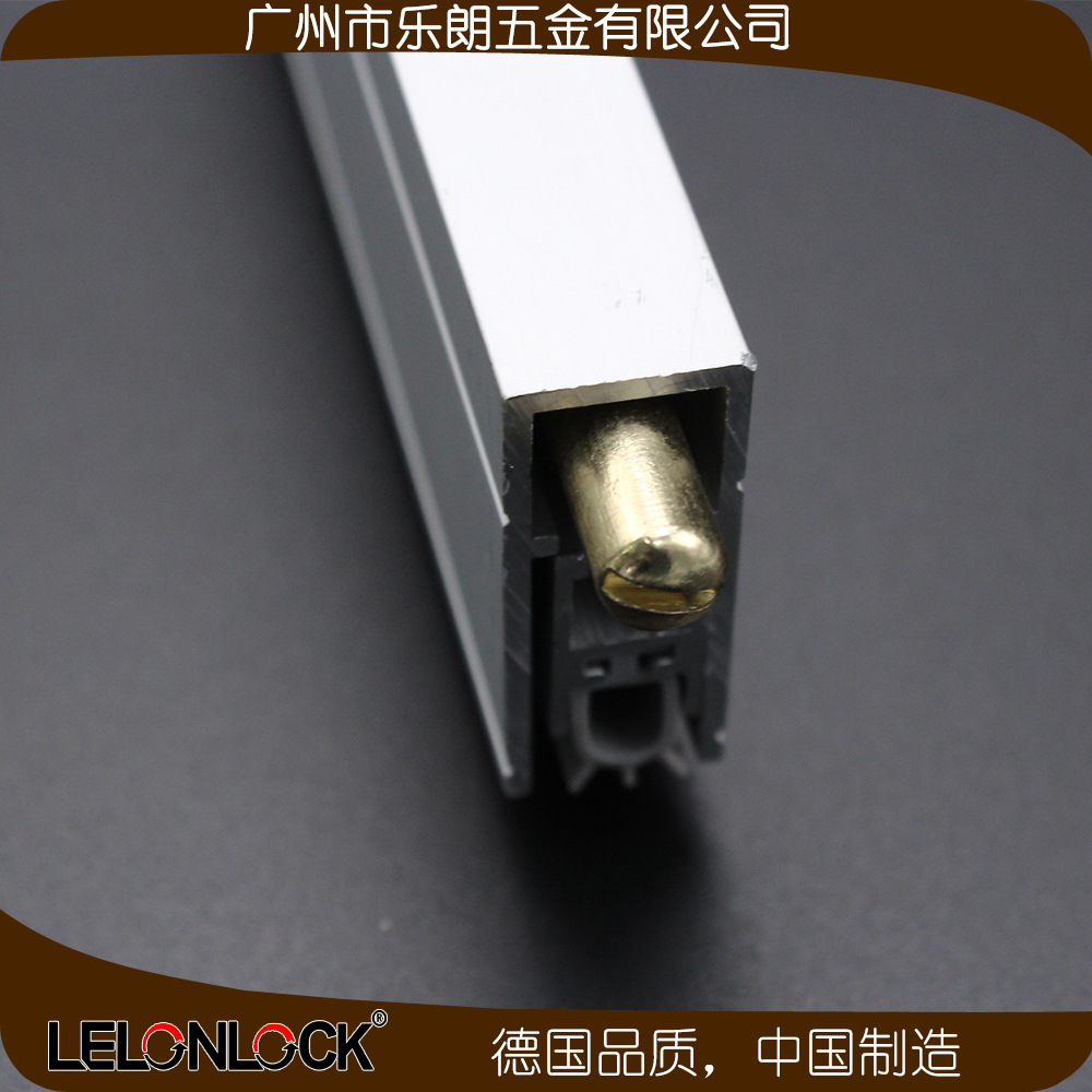 樂(lè)朗五金門(mén)底防塵器